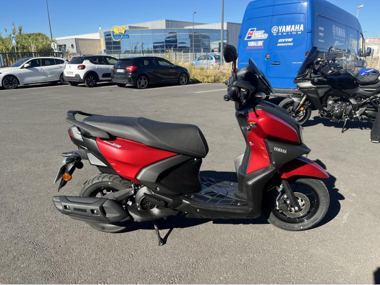 YAMAHA RayZR 125