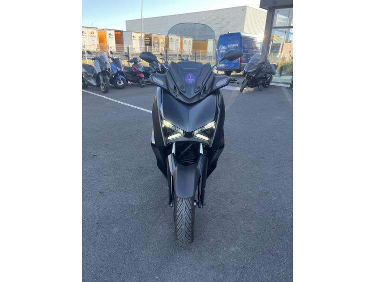 XMAX 125 TECH MAX
