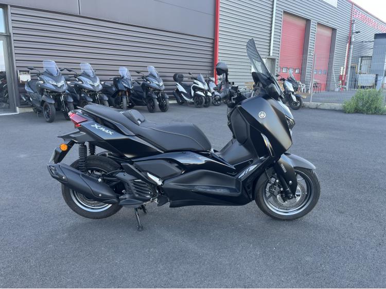 XMAX 125 TECH MAX