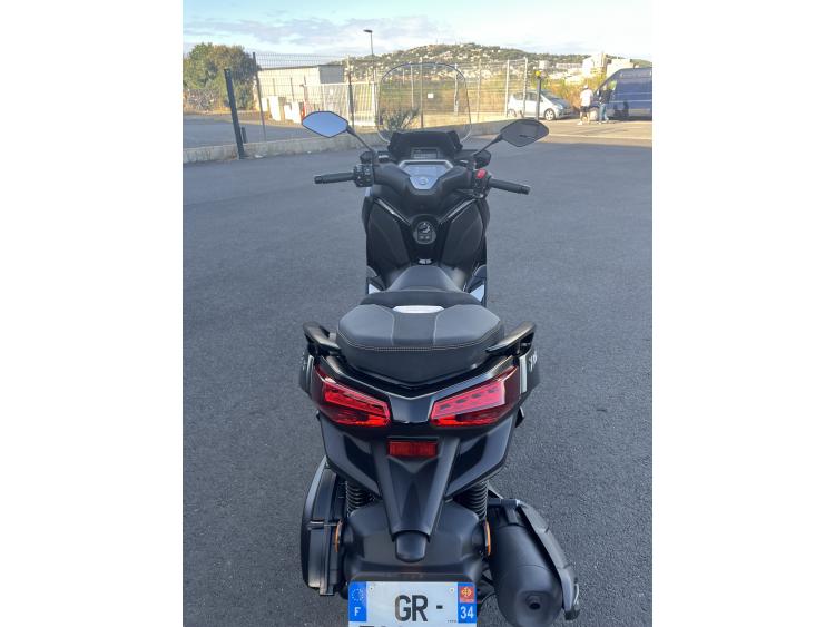XMAX 125 TECH MAX