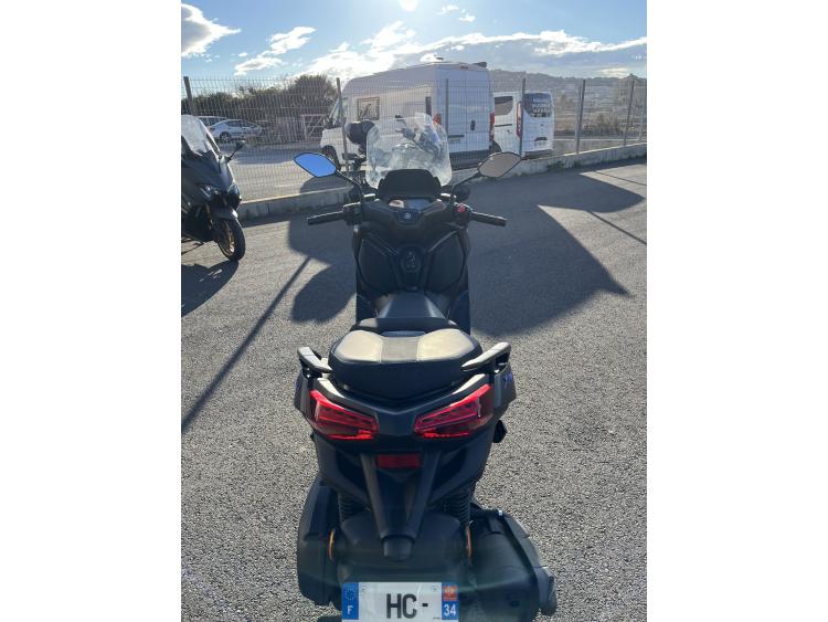 YAMAHA XMAX 125