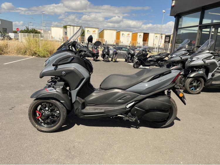 TRICITY 300